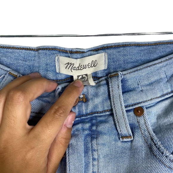 Madewell Light Wash Distressed knee Mid Rise Classic Straight sz 28 - Picture 8 of 12
